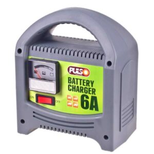 Das Gerät wird geladen. für Batterie. Auto PULSO BC-20860 12V 6A 2080-AHR